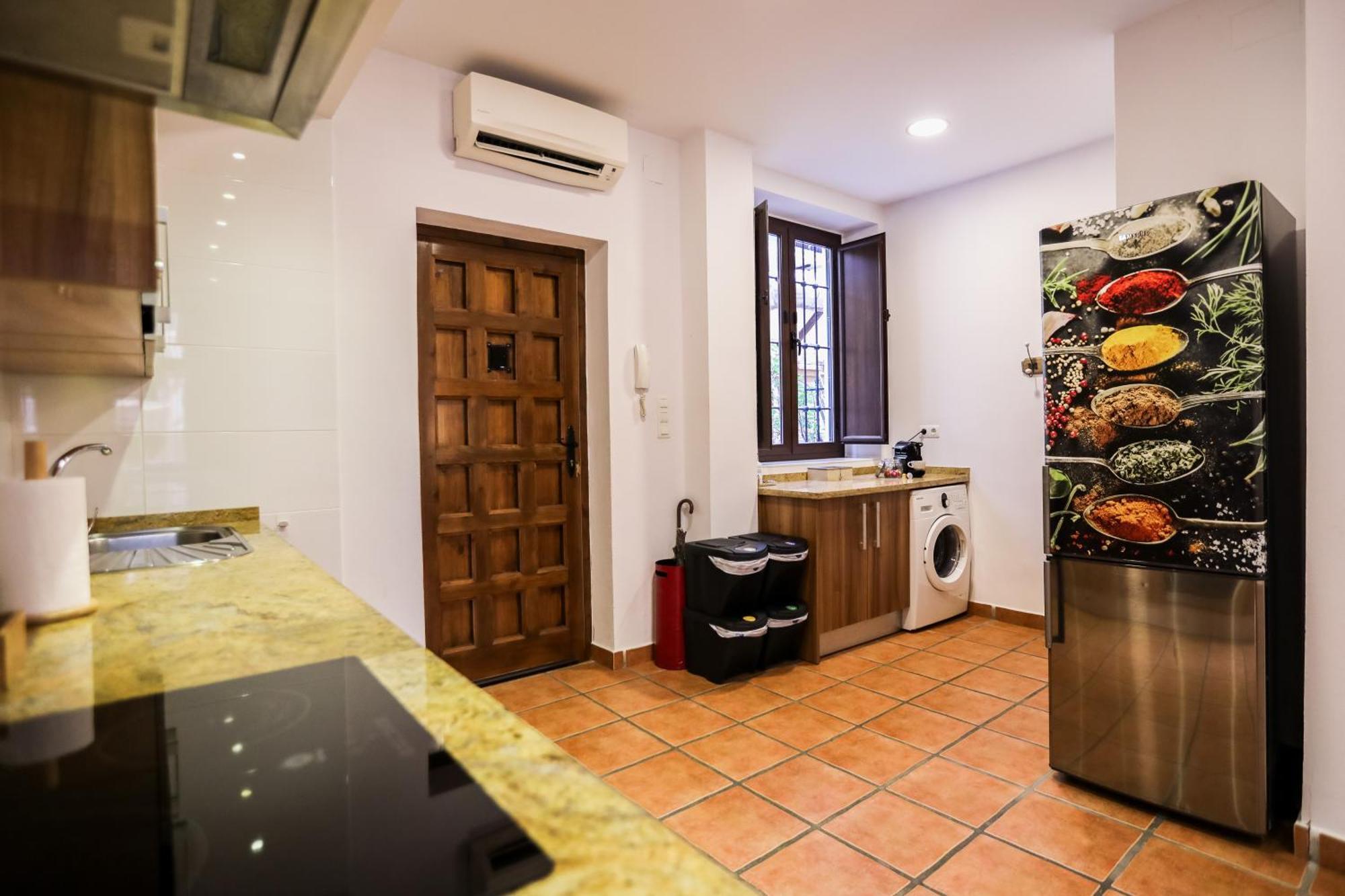Apartamento Centrico Con Patio Exterior En El Mejor Barrio De Granada El Realejo 외부 사진
